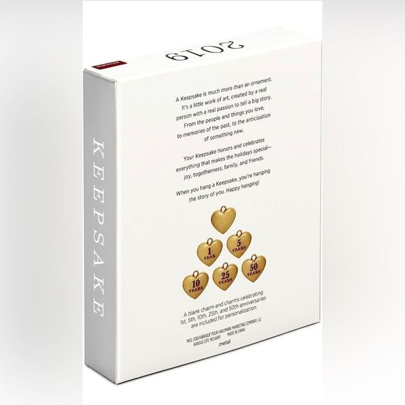 Hallmark Keepsake Christmas Ornament 2019 “You and Me” w/ interchangeable heart - Picture 7 of 9